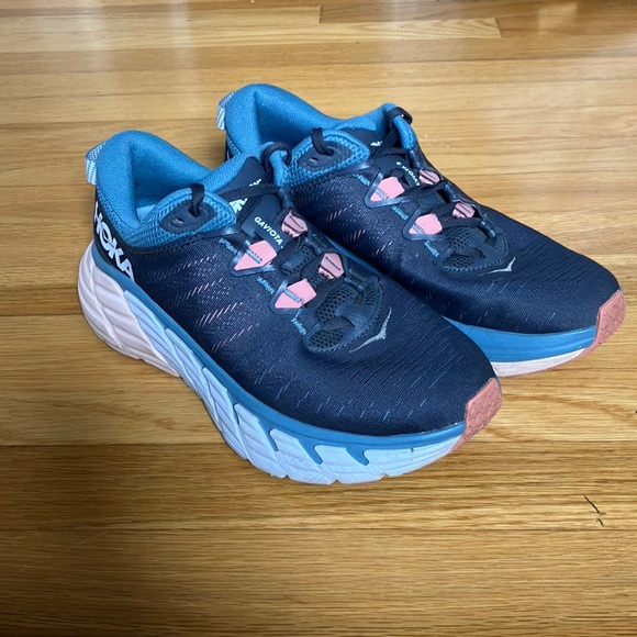 Hoka One One Shoes - Hoka Gaviota, size 8.5